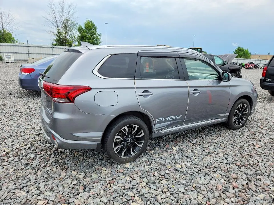 2018 MITSUBISHI OUTLANDER SE  