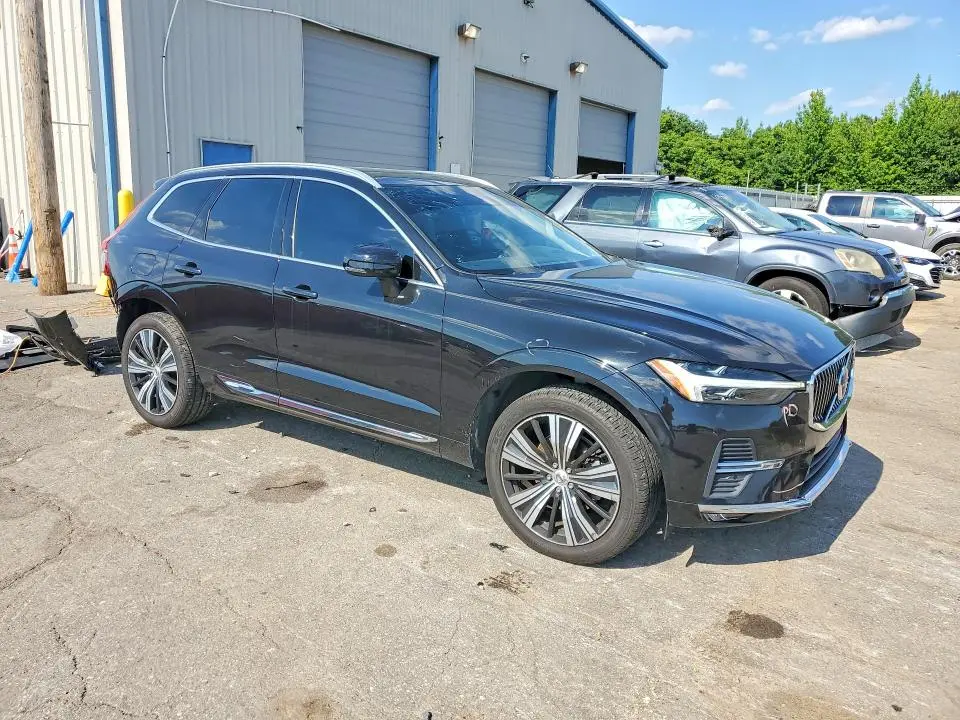 2022 VOLVO XC60 B5 INSCRIPTION  