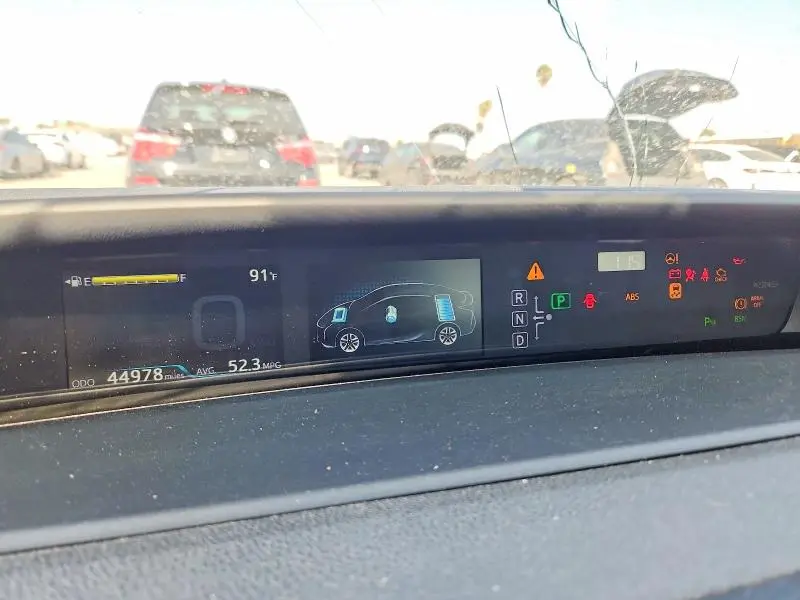 2018 TOYOTA PRIUS THREE  