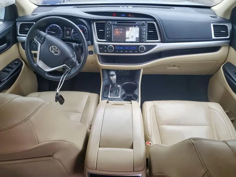 2018 TOYOTA HIGHLANDER XLE  
