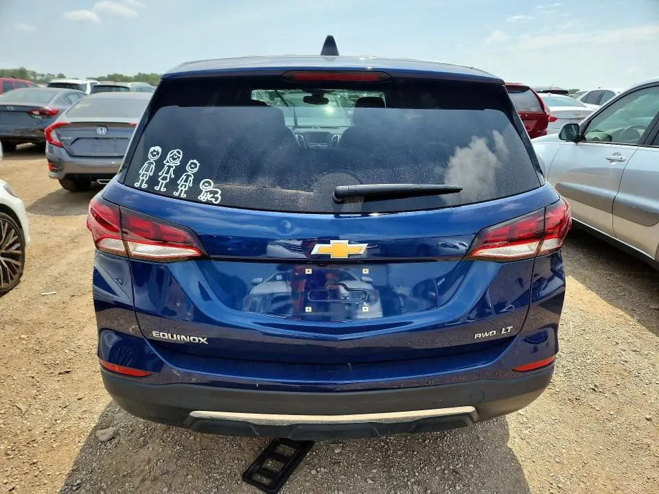 2022 CHEVROLET EQUINOX LT  