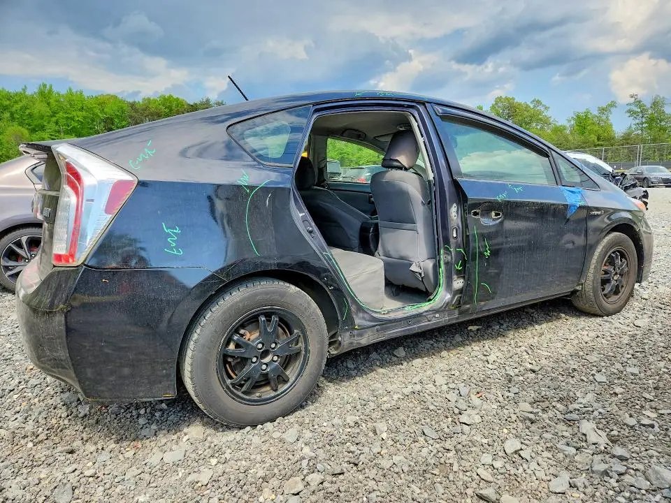 2012 TOYOTA PRIUS TWO  
