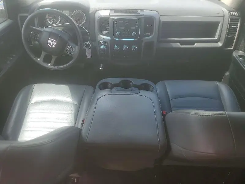 2016 RAM 1500 ST  