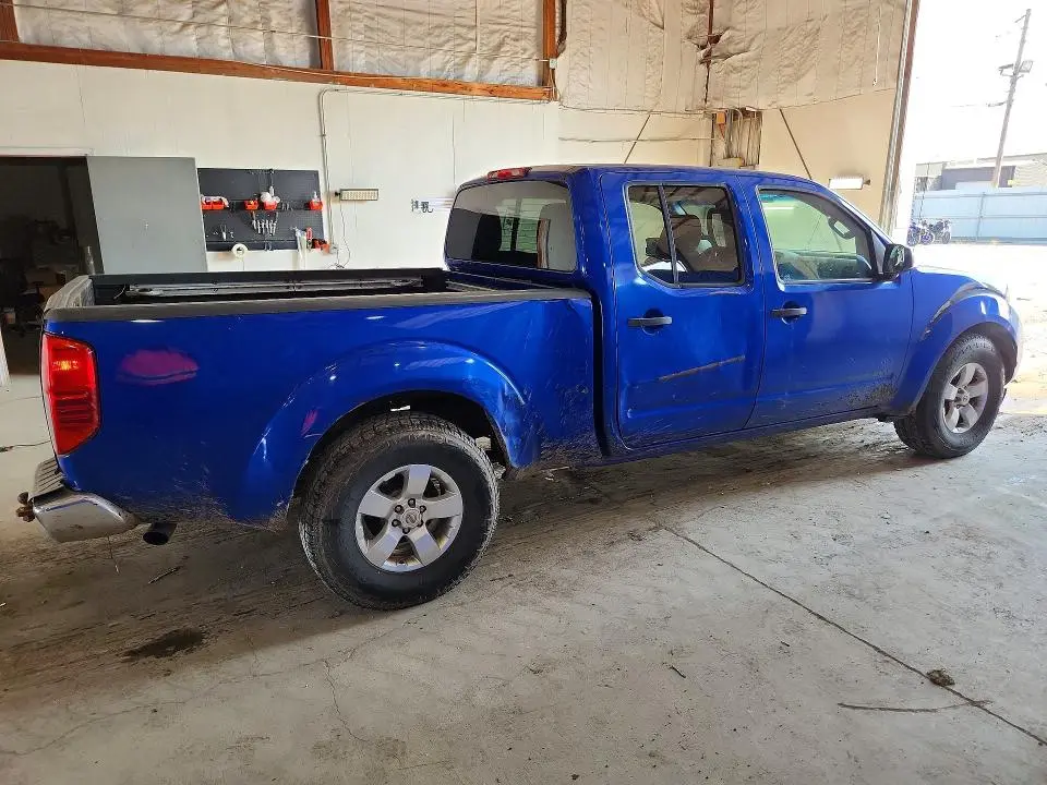 2012 NISSAN FRONTIER SV V6  
