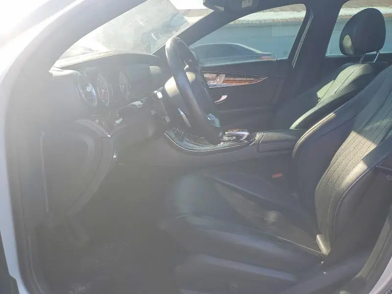 2017 MERCEDES-BENZ E 300 4MATIC  