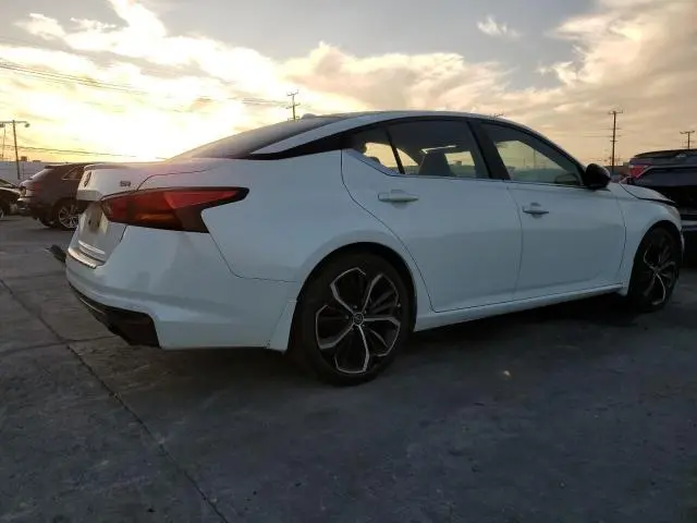 2023 NISSAN ALTIMA SR  