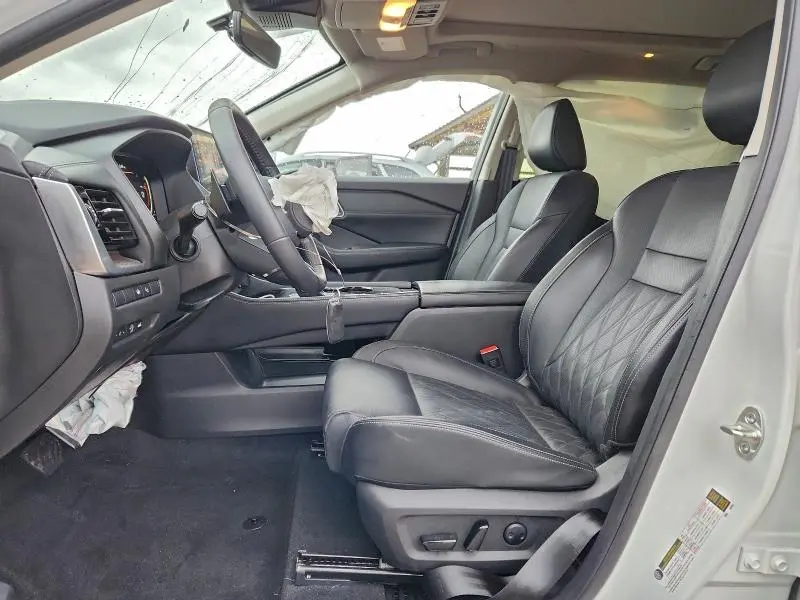 2024 NISSAN ROGUE PLATINUM  