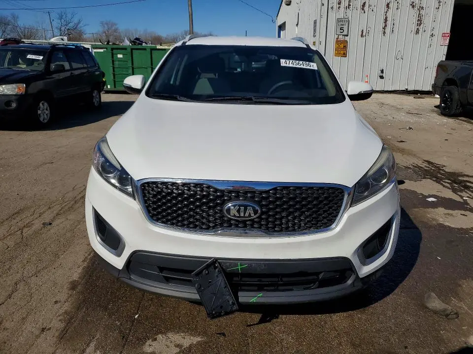 2016 KIA SORENTO LX  