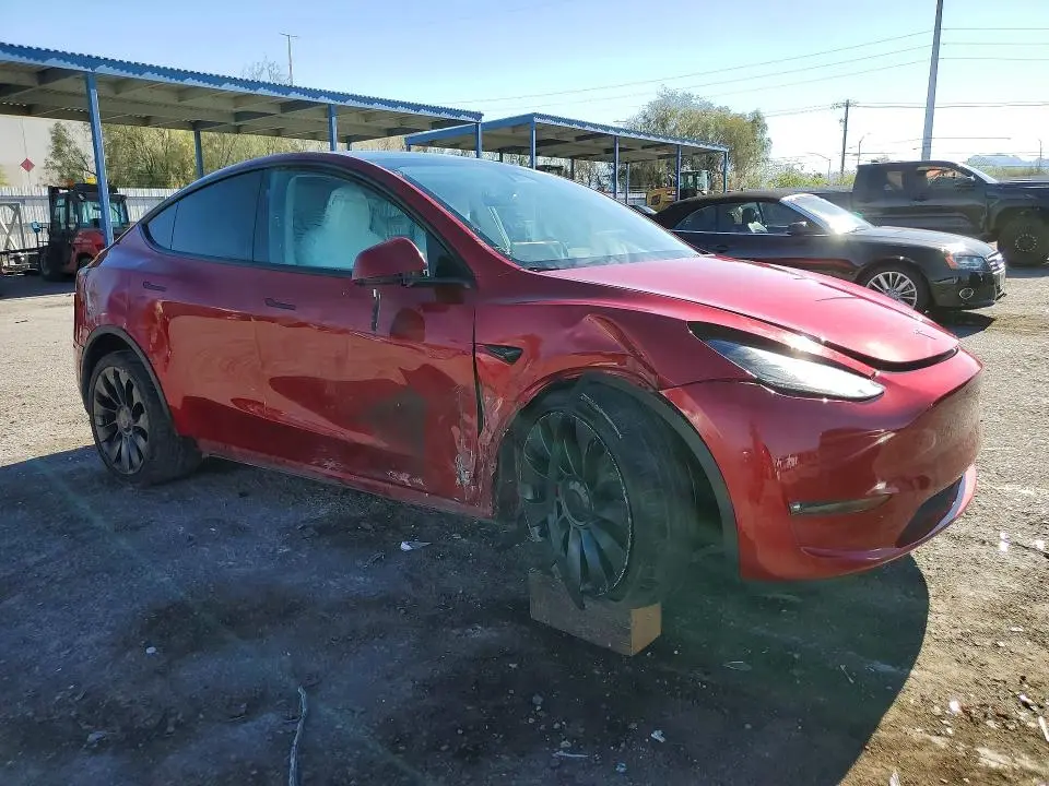 2024 TESLA MODEL Y   