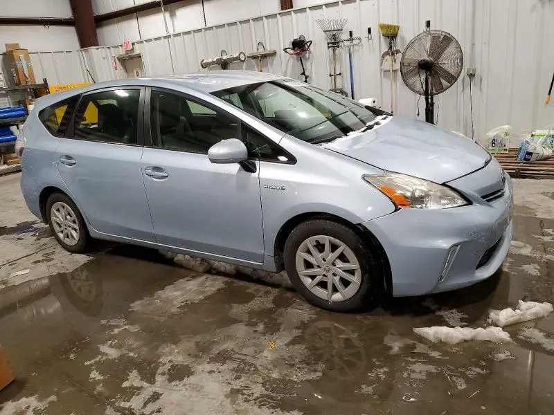 2014 TOYOTA PRIUS V   