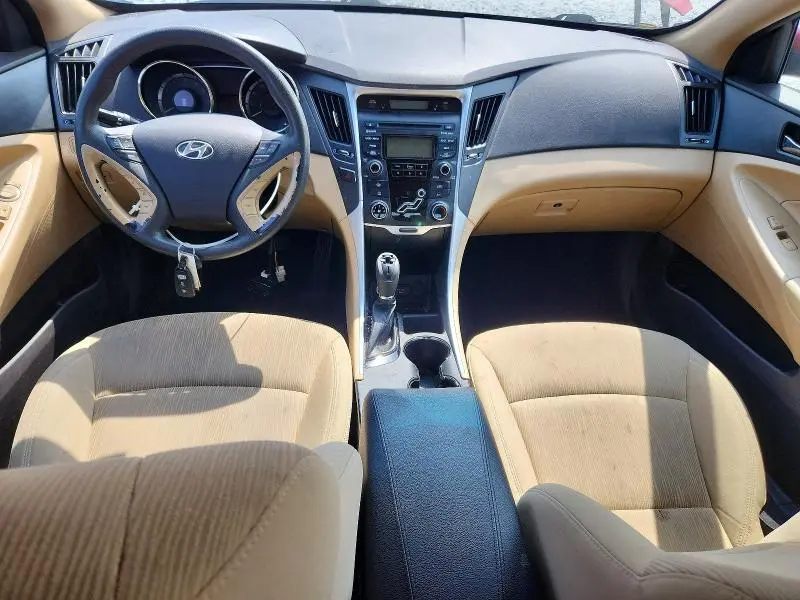 2012 HYUNDAI SONATA GLS  