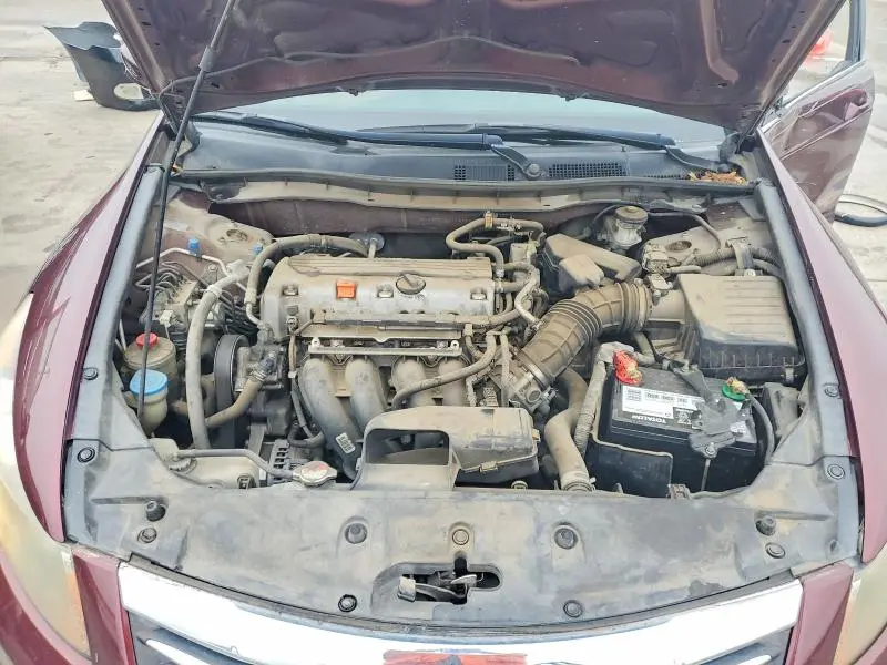 2011 HONDA ACCORD LX  