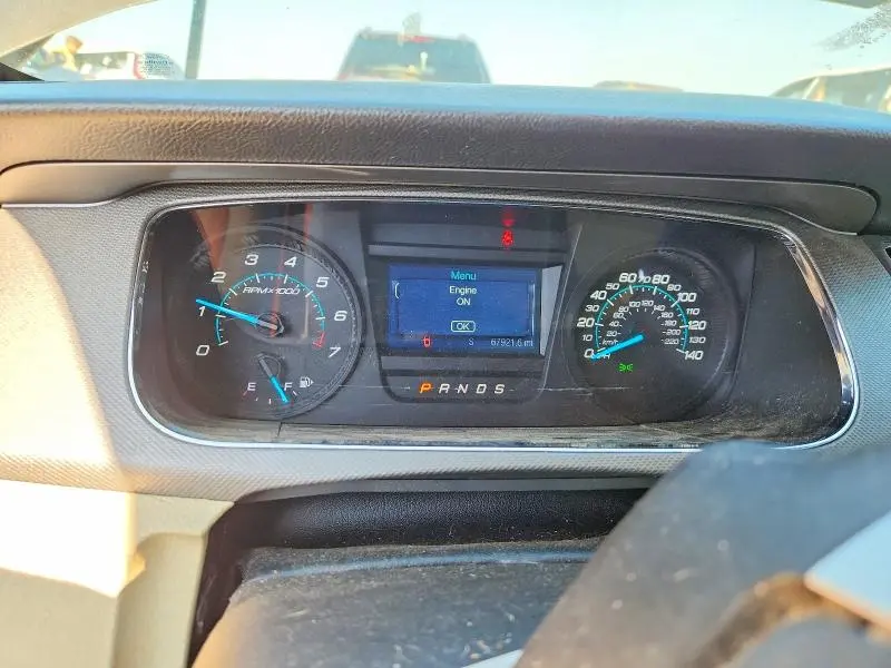 2015 FORD TAURUS SE  