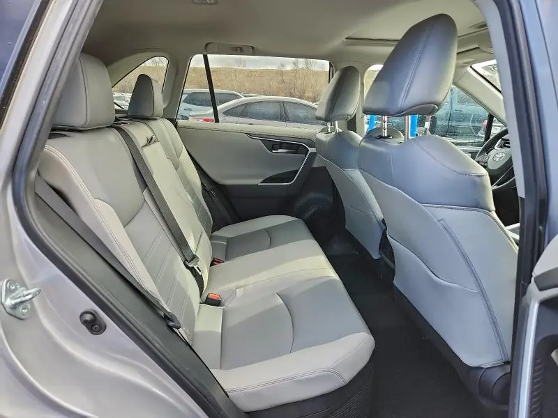 2021 TOYOTA RAV4 LIMITED  