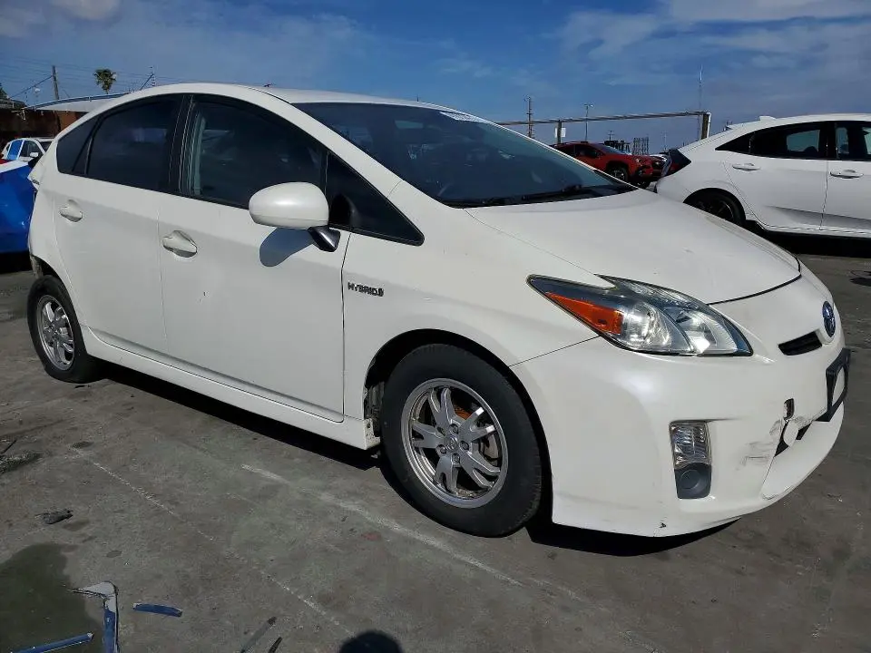 2010 TOYOTA PRIUS I   