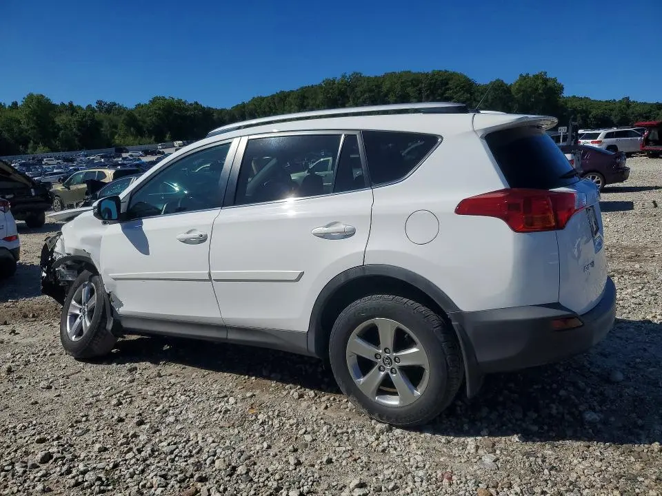 2015 TOYOTA RAV4 XLE  