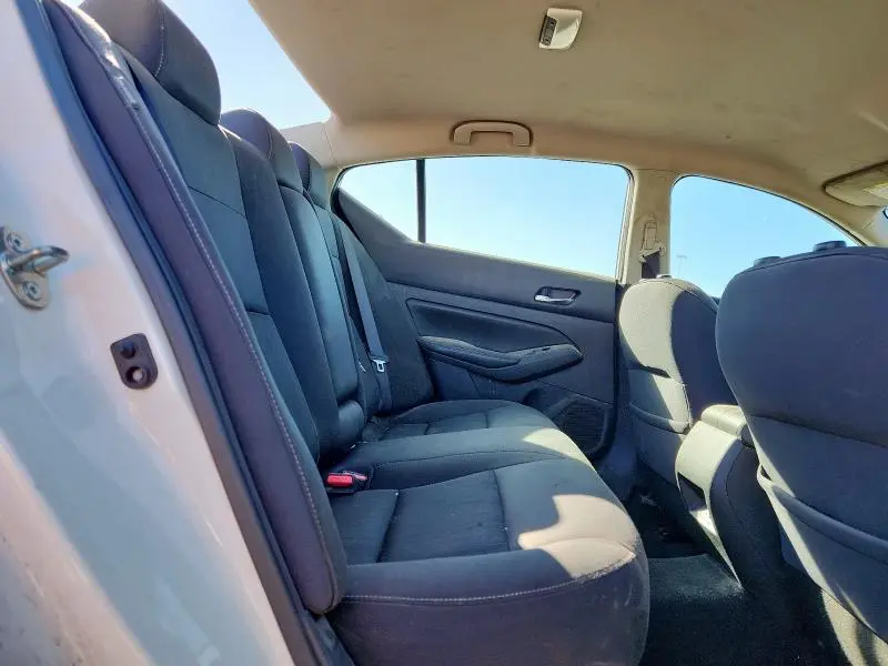 2019 NISSAN ALTIMA S  