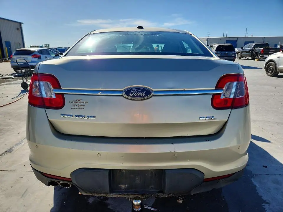 2011 FORD TAURUS SEL  