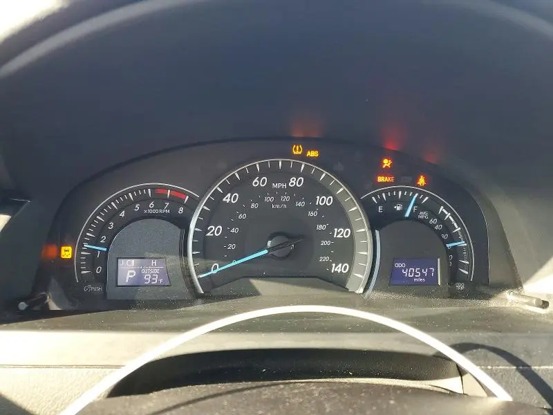 2015 TOYOTA CAMRY LE  