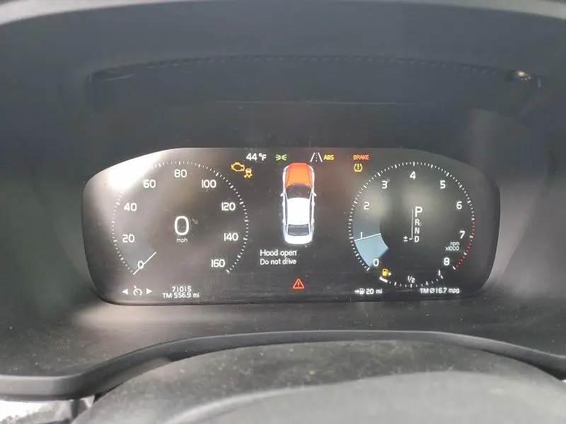 2020 VOLVO S60 T6 MOMENTUM  