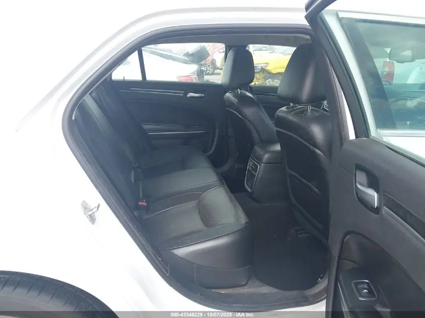 2019 CHRYSLER 300 LIMITED