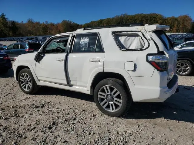 2023 TOYOTA 4RUNNER SE  