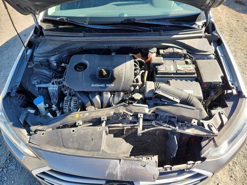 2018 HYUNDAI ELANTRA SE  