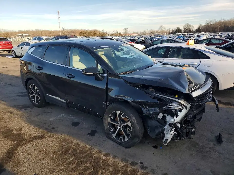 2023 KIA SPORTAGE EX  