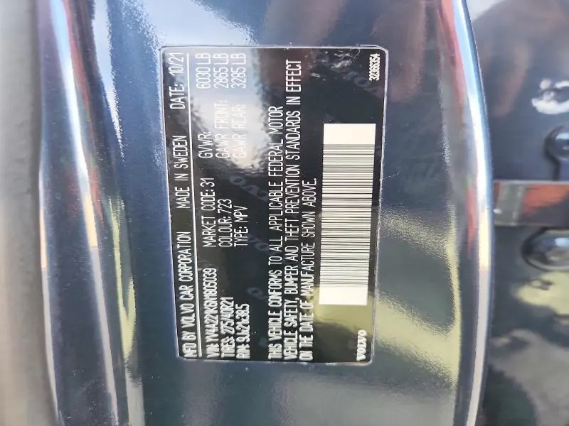 2022 VOLVO XC90 T6 MOMENTUM  