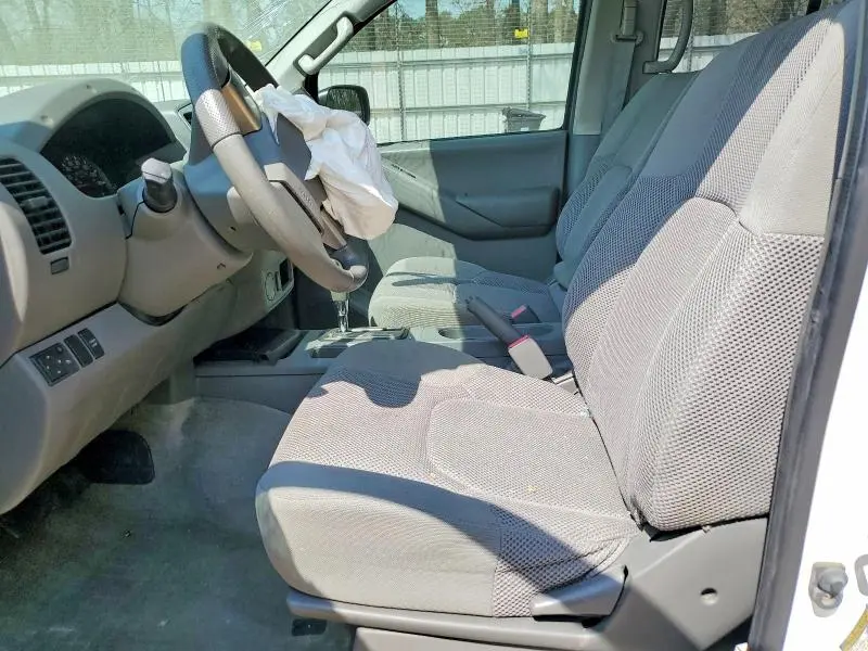 2012 NISSAN FRONTIER S  
