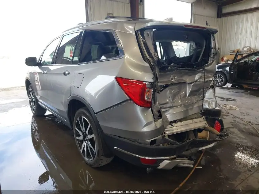 2022 HONDA PILOT AWD TOURING 7 PASSENGER