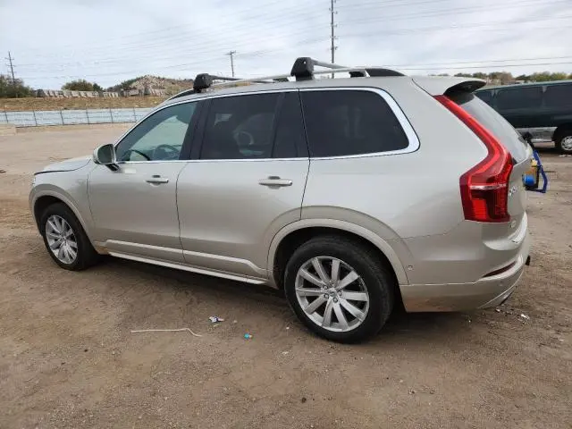2018 VOLVO XC90 T6  