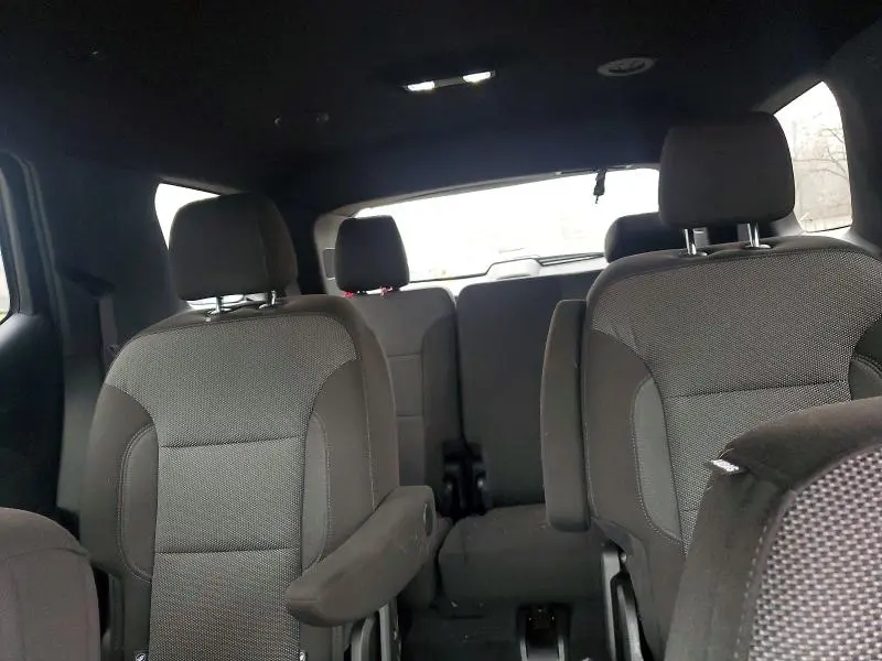 2023 CHEVROLET TRAVERSE LT  