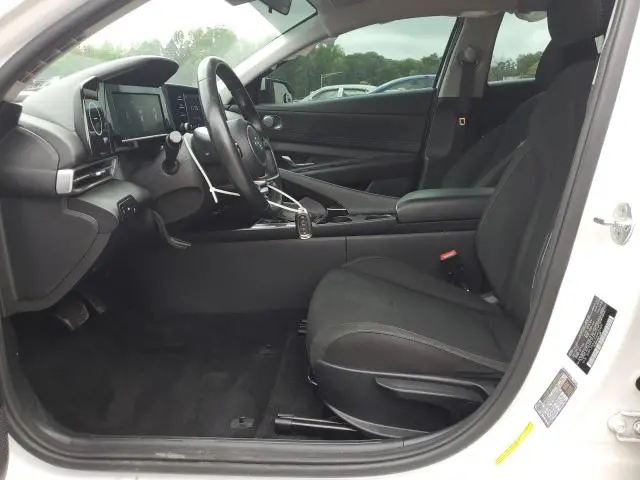 2021 HYUNDAI ELANTRA SEL  