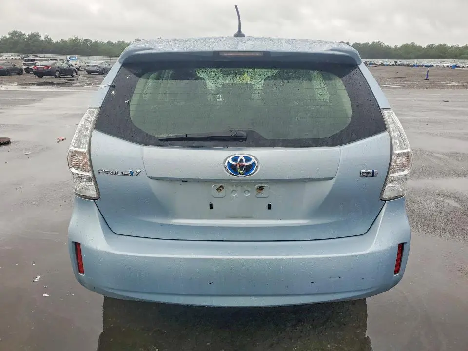 2012 TOYOTA PRIUS V FIVE  