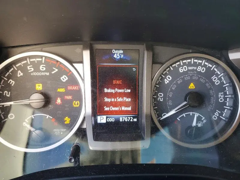 2021 TOYOTA TACOMA SR5 V6  