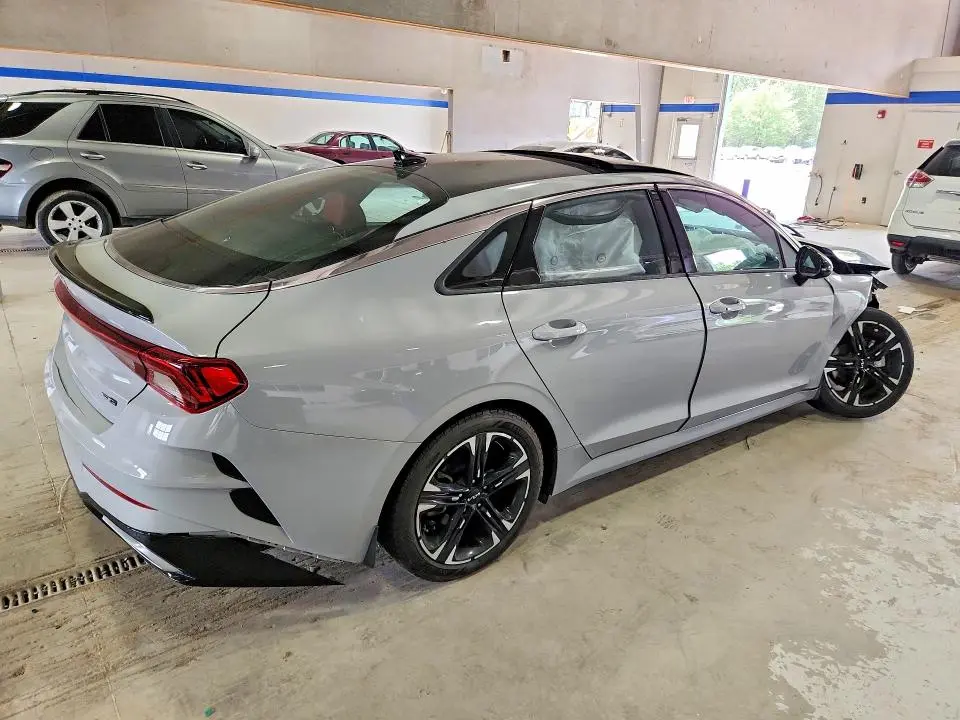 2022 KIA K5 GT LINE  