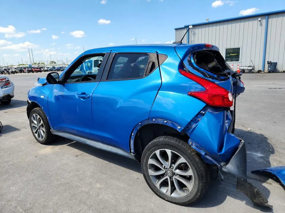 2011 NISSAN JUKE S  