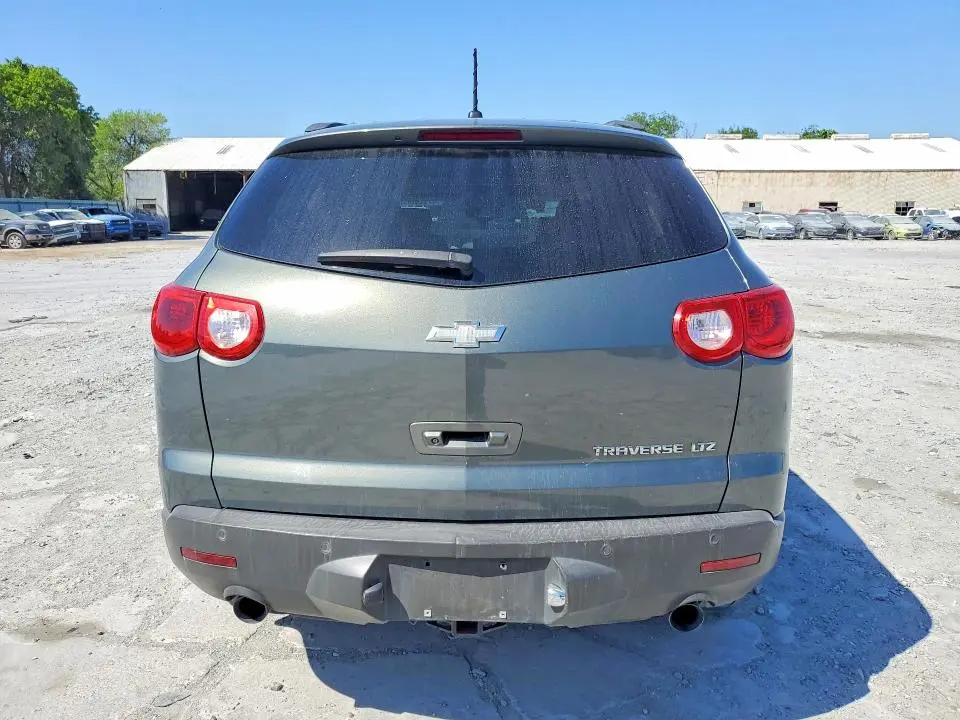 2011 CHEVROLET TRAVERSE LTZ  