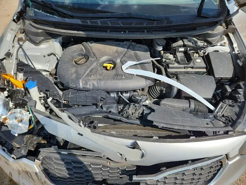 2015 KIA FORTE LX  