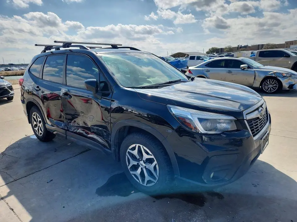 2021 SUBARU FORESTER PREMIUM  