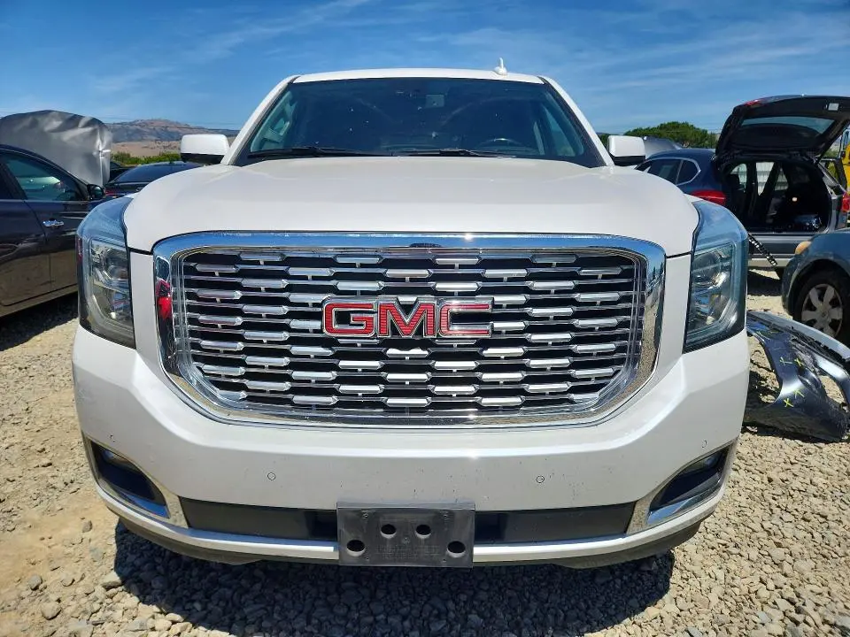 2020 GMC YUKON DENALI  