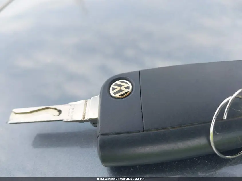 2016 VOLKSWAGEN GOLF TSI S 4-DOOR