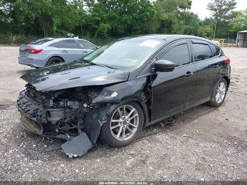 2016 FORD FOCUS SE