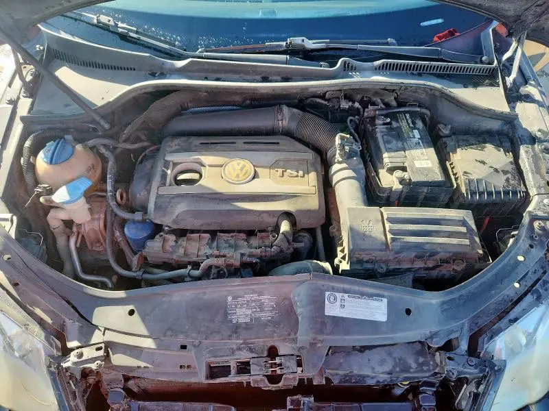 2010 VOLKSWAGEN EOS LUX  