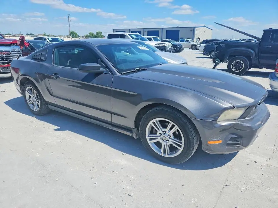 2010 FORD MUSTANG   