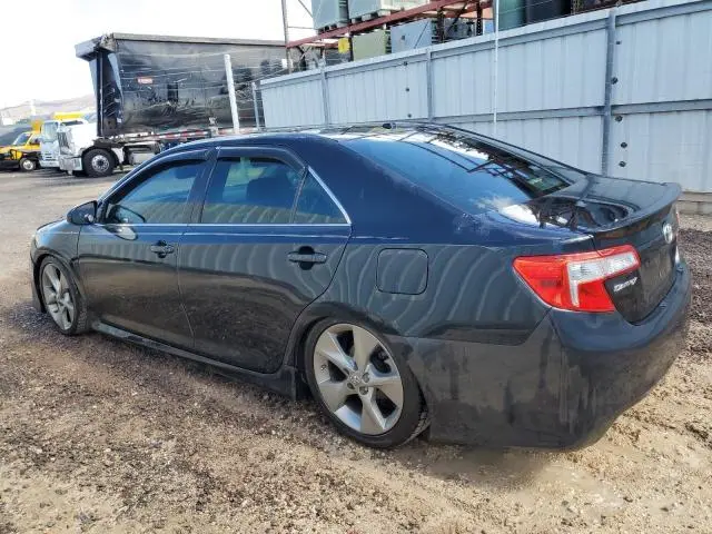 2012 TOYOTA CAMRY SE  