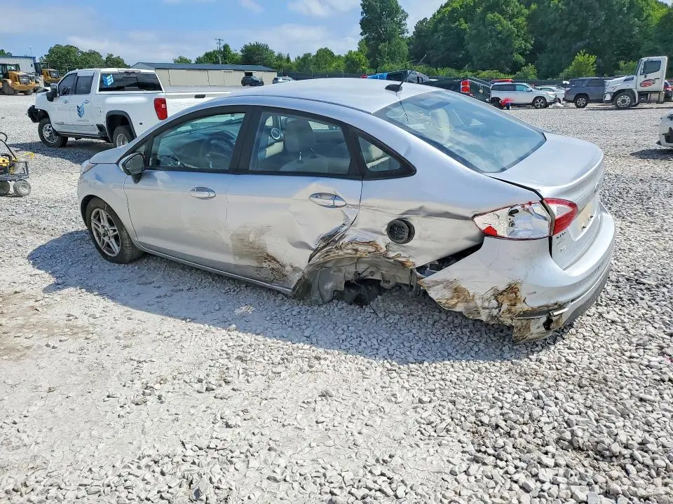 2017 FORD FIESTA SE  