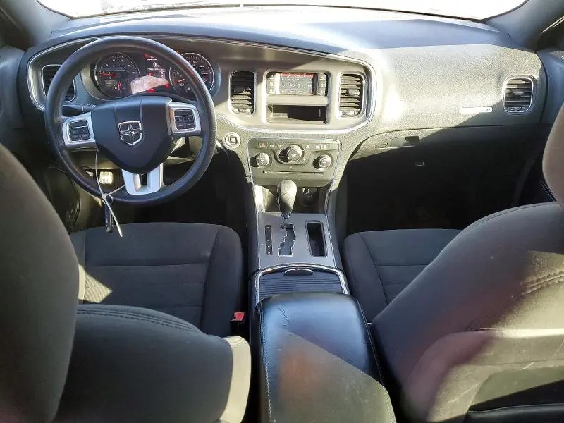 2012 DODGE CHARGER SE  