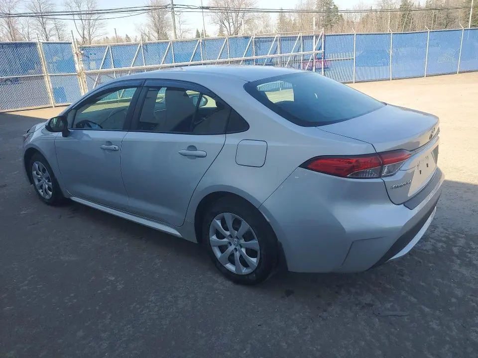 2021 TOYOTA COROLLA LE  